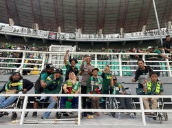 Bahagianya Bonek Disabilitas Dapat Fasilitas Nribun Tonton Persebaya