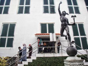 10 Tempat Wisata Kota Tua Jakarta yang Wajib Dikunjungi Saat Liburan 10 Tempat Wisata Kota Tua Jakarta yang Wajib Dikunjungi Saat Liburan