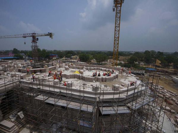 Kuil Dewa Rama Ini Dibangun di Lahan Bekas Masjid yang Dihancurkan