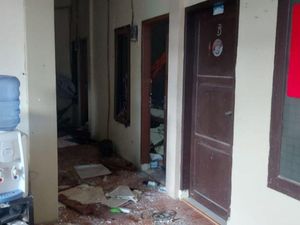 Ledakan di Kamar Kos Sulsel, Diduga Penghuni Mau Merokok Sambil BAB Ledakan di Kamar Kos Sulsel, Diduga Penghuni Mau Merokok Sambil BAB