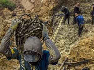 Melihat Pendulangan Intan Tradisional di Geopark Meratus Melihat Pendulangan Intan Tradisional di Geopark Meratus