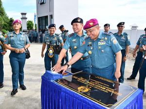TNI AL Resmikan Gedung Pos Angkatan Laut Skouw Sae di Perbatasan RI-PNG TNI AL Resmikan Gedung Pos Angkatan Laut Skouw Sae di Perbatasan RI-PNG