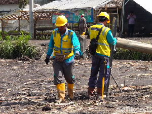 Banjir Lahar Semeru Santap Tiang Listrik, 34 Ribu Pelanggan PLN Terdampak