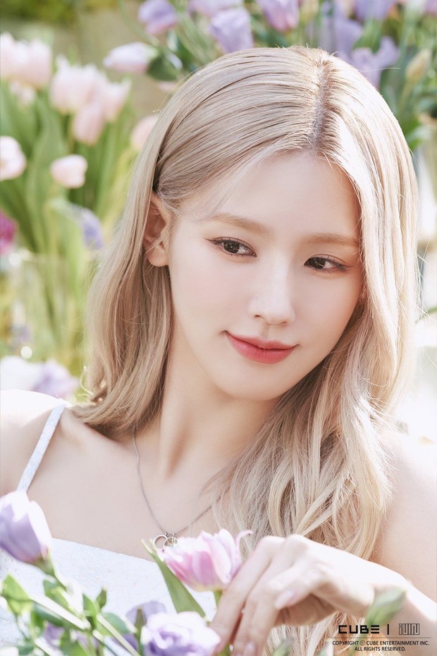 Potret Miyeon (G) I-DLE