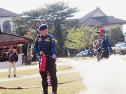 Momen Pilu Riki Selama Jadi Damkar Sumedang: Bertugas Kala Ibunda Wafat