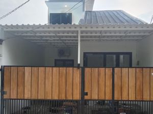 Estimasi Biaya Bikin Pagar Minimalis Model Kayu Besi Ukuran 2x6 Meter Estimasi Biaya Bikin Pagar Minimalis Model Kayu Besi Ukuran 2x6 Meter