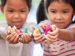 Anak Telanjur Kecanduan Jajan Manis? Begini Cara Mengatasinya Kata Pakar Gizi