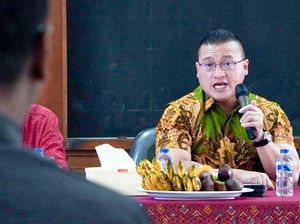 Anggota DPRD DKI Kenneth Desak Oknum PNS Paksa PPSU Ngutang Pinjol Dipecat