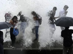 Beragam Aksi Warga di Berbagai Negara Hadapi Panas Ekstrem