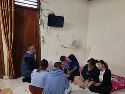 BP2MI Gerebek Penampungan TKI Ilegal di Jaktim, 2 Calo Diserahkan ke Polisi