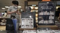 BTS Luncurkan Buku Memoar 10 Tahun Berkarya