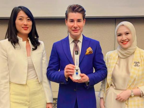 Bye-bye Jerawat, Perawatan Wajah Lebih Mudah dengan Alat Mungil Ini