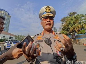 ETLE Mobile Dikerahkan di Titik Rawan Buntut Pemotor Lawan Arah Picu Kecelakaan ETLE Mobile Dikerahkan di Titik Rawan Buntut Pemotor Lawan Arah Picu Kecelakaan