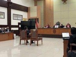 Haris Azhar-Fatia Terima Putusan Bebas, Jaksa Nyatakan Pikir-pikir