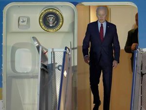 Jelang KTT NATO, Presiden AS Bahas Ukraina hingga Swedia