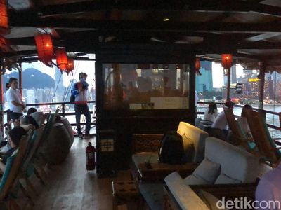 Cara Menikmati Sore di Hong Kong yang Beda: Naik Kapal Bajak Laut