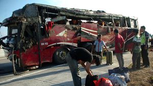 Foto-foto Kecelakaan Bus di Tol Pejagan-Pemalang yang Tewaskan 2 Orang