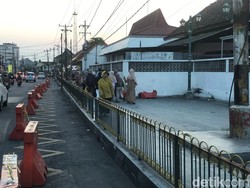 Terkuak! Pengemis Tipu-tipu Lumpuh di Sarkem Beraksi Tiap Akhir Pekan