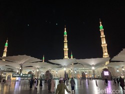 Ke Madinah Mengejar Arbain di Masjid Nabawi