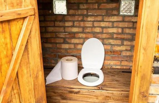 Menggunakan kloset jongkok, salah satu kebiasaan orang Jepang yang membuat panjang umur/Freepik/lobachad Menggunakan kloset jongkok, salah satu kebiasaan orang Jepang yang membuat panjang umur/Freepik/lobachad