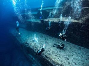 Piramida Bawah Air Diduga Lebih Tua dari Piramida Mesir dan Stonehenge Piramida Bawah Air Diduga Lebih Tua dari Piramida Mesir dan Stonehenge
