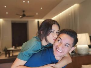 Lydia Kandou Bilang No Saat Andrew White Mau Kenalan dengan Nana Mirdad