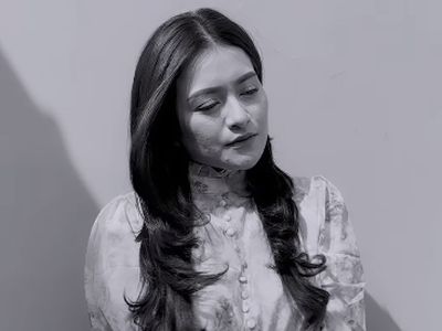 6 Gaya Terkini Nathalie Holscher Eks Istri Sule yang Lepas Hijab