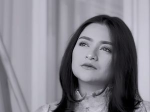 Natahlie Holscher Bongkar Perselingkuhan Sule, Klaim Punya Bukti Natahlie Holscher Bongkar Perselingkuhan Sule, Klaim Punya Bukti