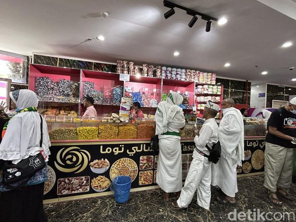 Mampir ke Pabrik Penyulingan Bunga Mawar di Taif, Diolah Jadi Parfum