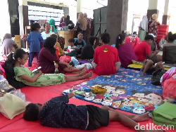 1.004 Warga Lumajang Masih Mengungsi Imbas Lahar Dingin Semeru