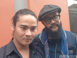 Renaga Tahier Bantah Tengah Proses Cerai dengan Della