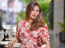 Model Citra Mayang Buka Usaha Thrifting, Tak Malu Jualan dari Bazar ke Bazar