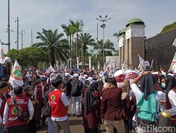 Jelang Pengesahan RUU Kesehatan, Massa Nakes Demo Ancam Mogok Kerja