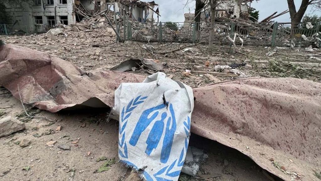 Gedung Pusat Bantuan di Ukraina Hancur Dirudal Rusia Gedung Pusat Bantuan di Ukraina Hancur Dirudal Rusia