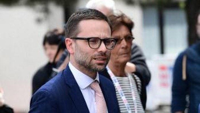 Portfolio manager of Elliott funds, Giorgio Furlani, is pictured after the general meeting of shareholders of Telecom Italia with the groups managers and its main shareholder Vivendi, on May 4, 2018 in Rozzano, south of Milan. (Photo by MIGUEL MEDINA / AFP)