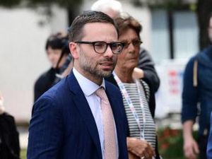 Milan Tetap Pasang Target Tinggi Meski Ditinggal Maldini dan Tonali Milan Tetap Pasang Target Tinggi Meski Ditinggal Maldini dan Tonali