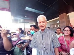 Elektabilitasnya di Bawah Prabowo Versi 2 Survei, Ganjar Bilang Begini