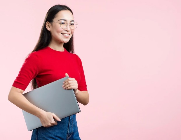 Ilustrasi tumbuh dan belajar/ Foto: Freepik.com/freepik Ilustrasi tumbuh dan belajar/ Foto: Freepik.com/freepik