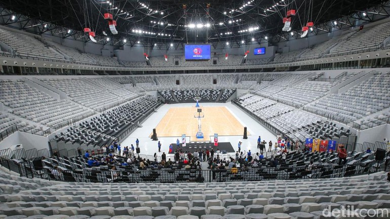 Stadion Multifungsi GBK atau Indonesia Arena merupakan salah satu dari venue Piala Dunia Basket 2023 yang akan berlangsung pada 25 Agustus hingga 10 September 2023.