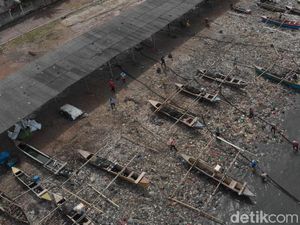 Pemkot Bandar Lampung Mau Bangun Bank Sampah di Pantai Sukaraja Pemkot Bandar Lampung Mau Bangun Bank Sampah di Pantai Sukaraja