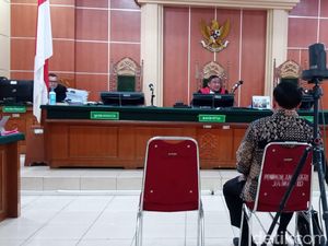 Praperadilan Gagal Bayar Bank Jambi, Ahli: SPDP-Penahanan Bersamaan Cacat Hukum