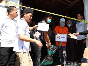Rekonstruksi Mayat Terbungkus Karpet di Ponorogo, 41 Adegan Diperagakan Rekonstruksi Mayat Terbungkus Karpet di Ponorogo, 41 Adegan Diperagakan