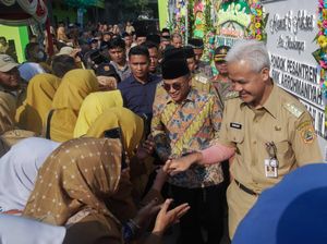 Sekjen PPP Dampingi Ganjar Pranowo Resmikan SMK di Rembang