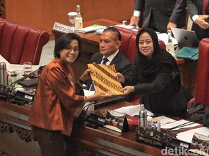 Sri Mulyani Paparkan Dinamika Ekonomi RI di Rapat Paripurna DPR