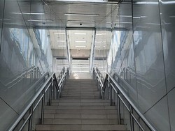 TransJ Respons Keluhan Tangga Area Integrasi Bundaran HI Bikin Ngos-ngosan