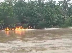 Saling Ejek Atlet Bikin Event Pacu Jalur di Riau Ricuh hingga Perahu Dibakar