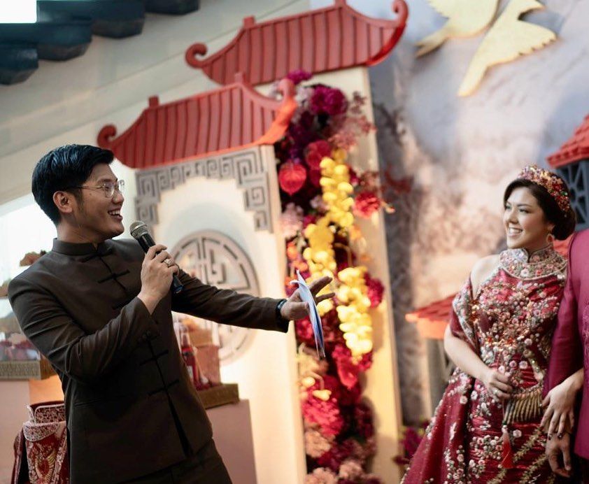 Acara sangjit Tina Toon dan calon suami