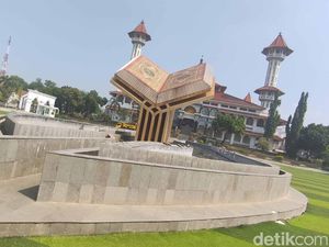 Alun-alun Cianjur Dibuka Lagi Setelah 2 Bulan Ditutup Alun-alun Cianjur Dibuka Lagi Setelah 2 Bulan Ditutup