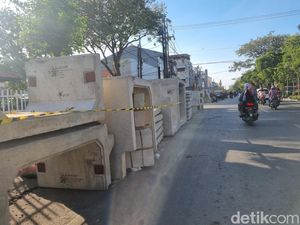 60 Titik Drainase di Surabaya Diperbaiki Atasi Genangan Hadapi Musim Hujan 60 Titik Drainase di Surabaya Diperbaiki Atasi Genangan Hadapi Musim Hujan