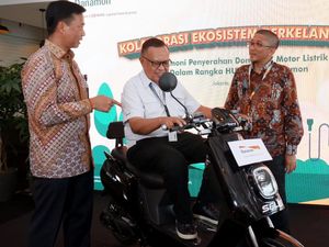 Donasi Motor Listrik, Dorong Penggunaan Energi Bersih